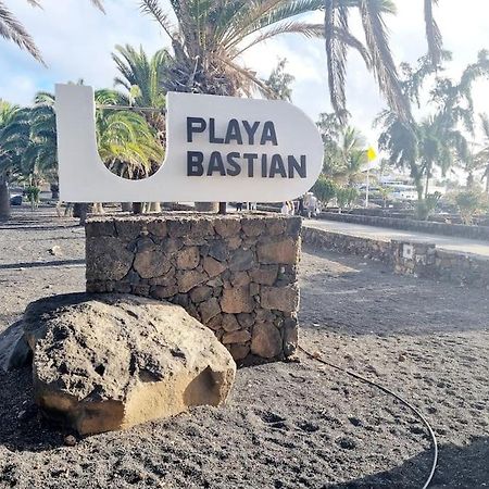 Playa Bastian First Line Of The Sea Lejlighed Costa Teguise Eksteriør billede